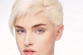 克里斯蒂娜&middot;卡尔切纳