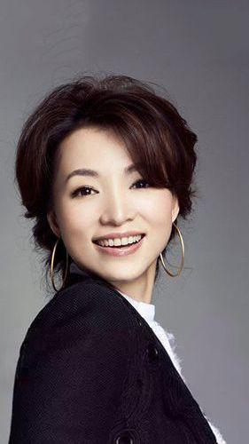 董卿主持人_图片素材欣赏_明星图片大全_花瓣网