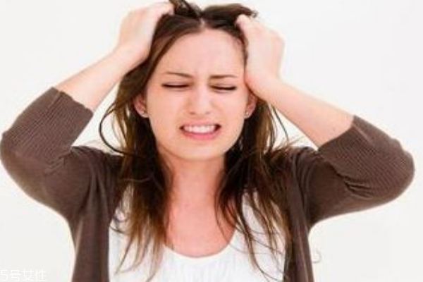 产后脱发是什么原因呢