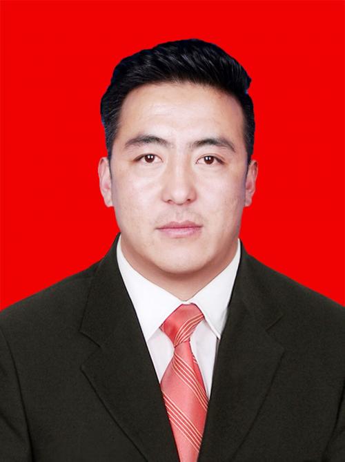创业,心头常挂"诚"和"勇"——记岗迪斯传媒有限公司董事长尕松成来