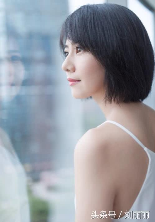 高圆圆剪款短发,立马嫩过抖音最火西瓜妹,40岁女性都可以试一试