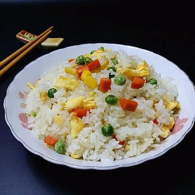 香肠炒饭的做法大全