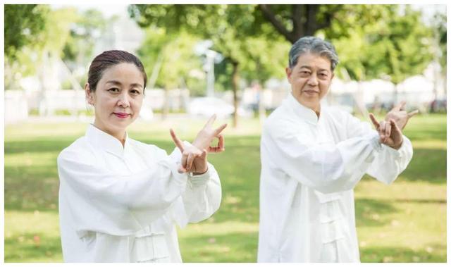 女性平均寿命比男性长的原因