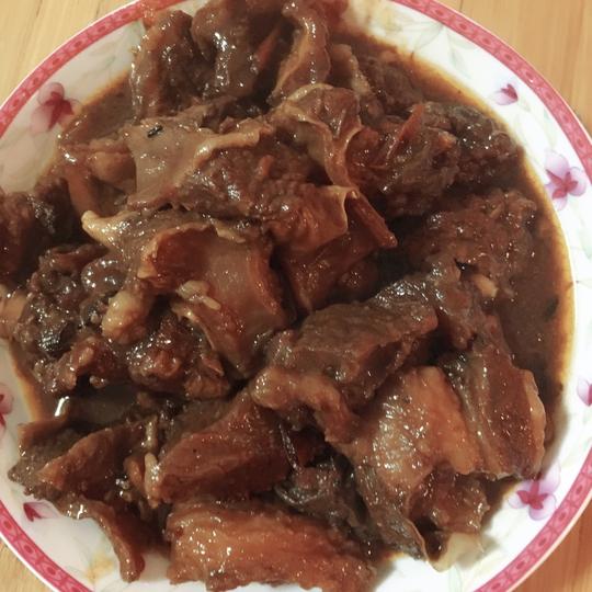回民的阿訇,闲来无事爱好美食的我向他学习了这道回回红焖牛肉的做法