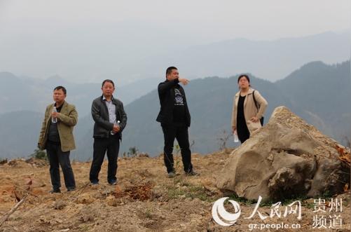 思南县积极鼓励在外务工人员返乡创业,依托自身山地资源,变荒山为