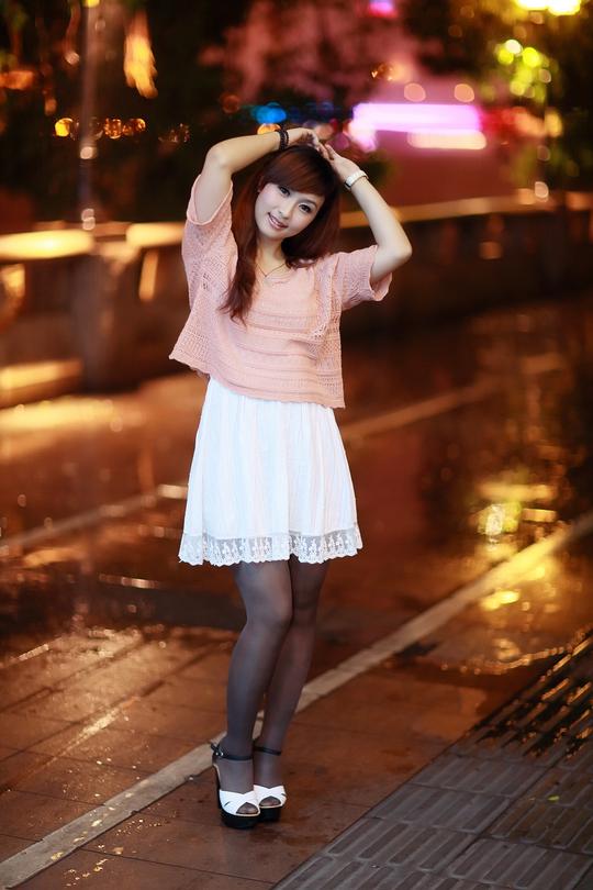 ●-【婀娜身姿秀丽影】·〖海印桥风雨夜拍，小米〗-美女贴图-华声论坛