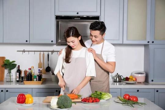 老公不挣钱怎么办,创业不挣钱和老公吵架第3张