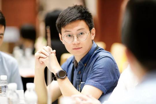 男,华东理工大学材料科学与工程学院材料工程专业2019届硕士毕业生