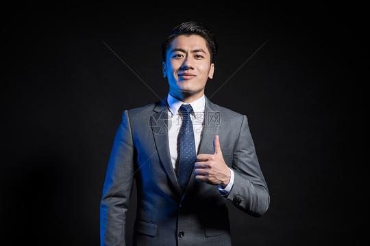 创意商务男性形象照