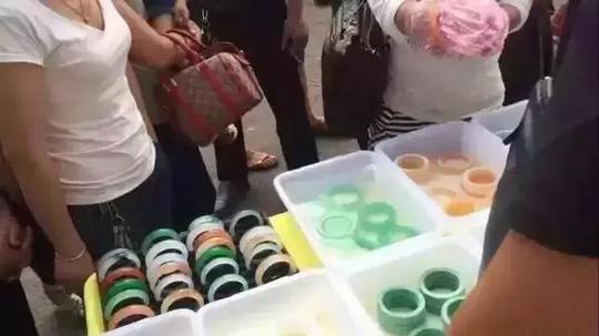 玉名坊揭秘街头十大骗术,据说99%的人都遇到过,70%的人被骗过!