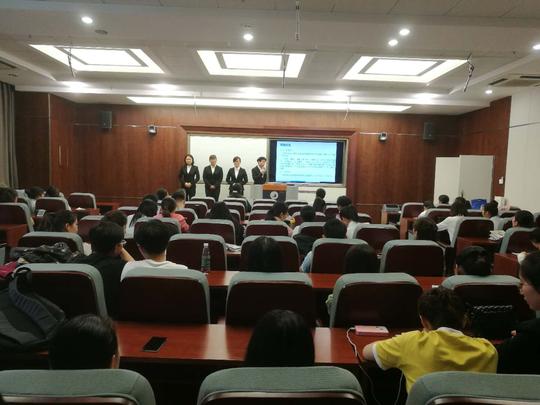 我校举办2018年"大学生创新学习项目"结题答辩会