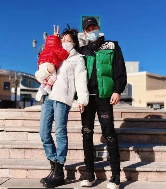 冬天怎么让宝宝练习爬行