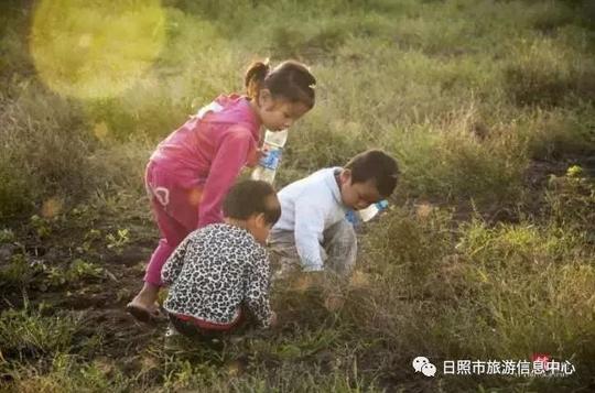 见证我们之间最温暖的友谊,带上你的"孩子","闺蜜","爱人"体验"冰上漂