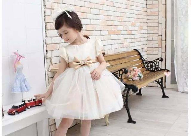 孩子夏天穿多少衣服比较好