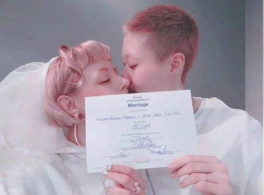 吴卓林与妻子再度创业,母亲吴绮莉出资赞助?可怜天下