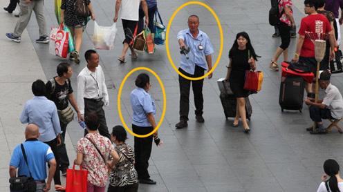 火车站新骗局，被盯上的10个有9个都被骗了，几乎人人躲不掉!
