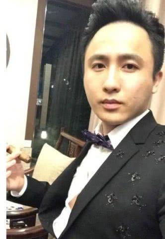 快手上演谍战大戏,辛巴将散打哥告上法庭,陈山:你就是