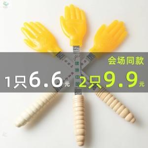 宝宝总是用手拍脑袋怎么回事