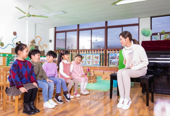 孩子在幼儿园尿裤子了怎么办