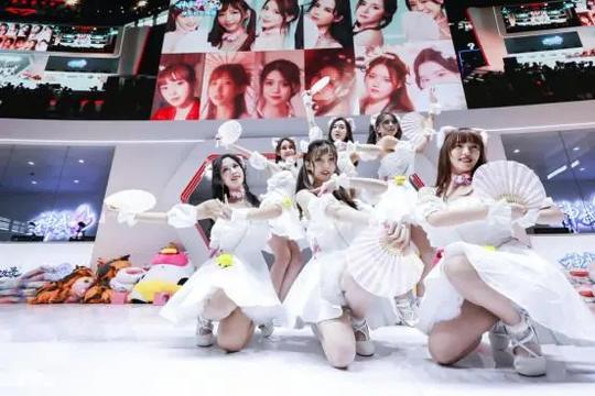 直击多益网络2020chinajoy女团大秀热舞惊艳全场观众频频互动