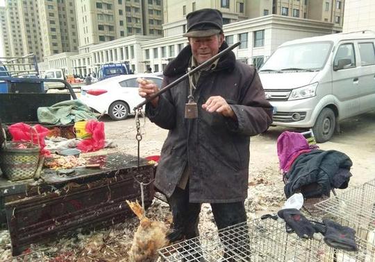 农村大集不起眼的脏生意年入8万,年底销售旺季却赔钱,为啥