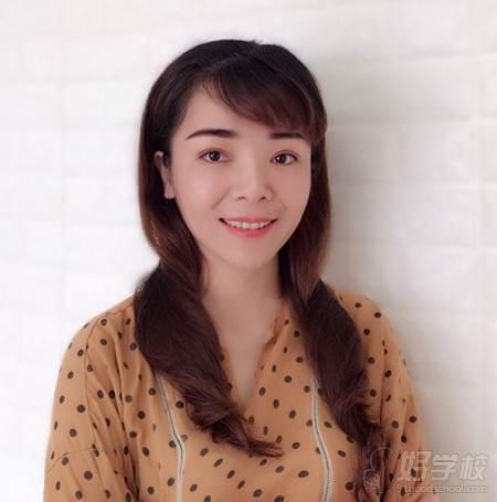 嘉嘉院长金牌纹绣师导师个人简介