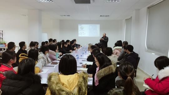 微信运营培训学校【博学谷】在线学新媒体短视频