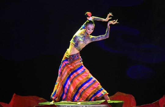 荷花舞杨丽萍舞蹈艺术美女表演摄影