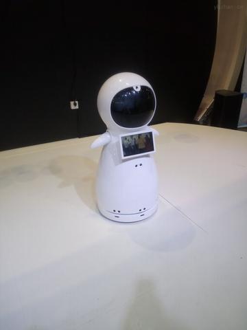 家庭服务智能机器人