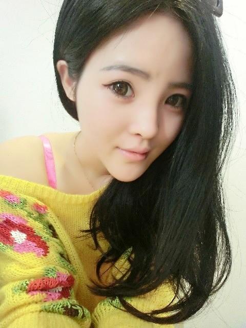 合肥时尚客:90后红星路美女店主独有的创业之梦