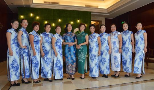 安丘市女性创业联合会-----迎国庆幸福女人旗袍会
