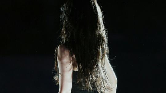 “你可以不听话，但别想活着离开”女主局部素材二转注明宋漪
