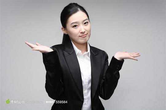 当前位置:素材公社图片素材职场人物商务白领双手张开的美女