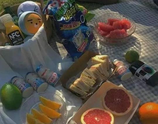 美食逗比文案短句干净美食文案朋友圈幽默(图30)