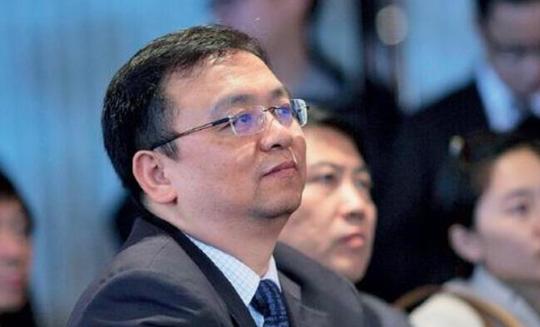 他拿250万给表弟创业，表弟成中国首富后，给他200亿作为回报!