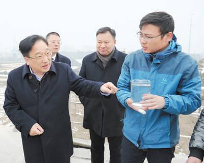 跟县委书记去调研(人民眼·大兴调查研究之风)