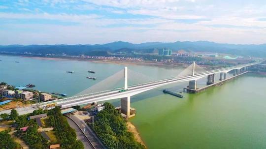 市环城高速公路扶典口西江特大桥