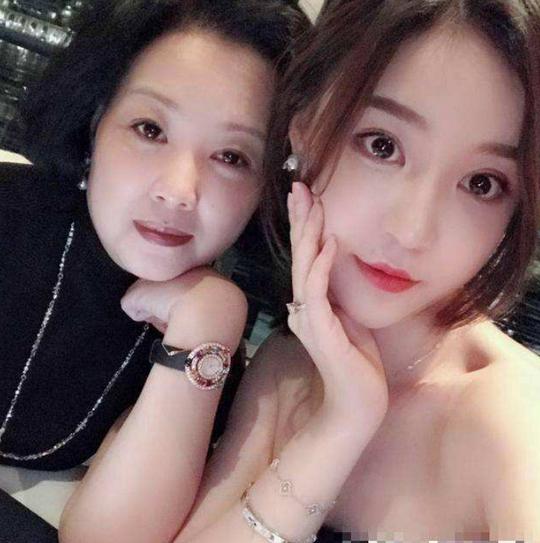 王思聪前女友的逆袭，雪梨自称“百亿女老板”，如今一夜梦碎