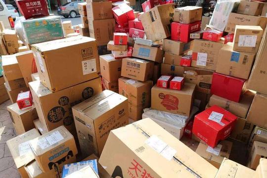 极兔“流血”、通达单票下滑、顺丰亏损，快递价格战几时休?!