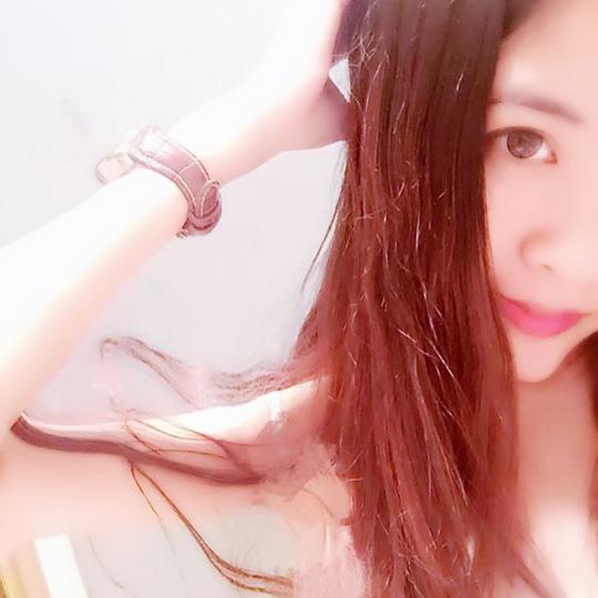 快手关注一下27338227微信15500124491关注小蜜桃