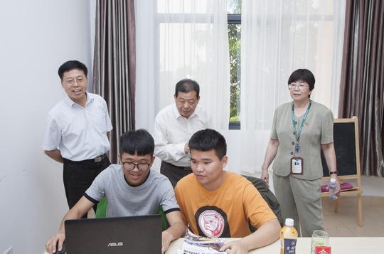 省政协领导莅临我校调研毕业生就业创业扶持政策