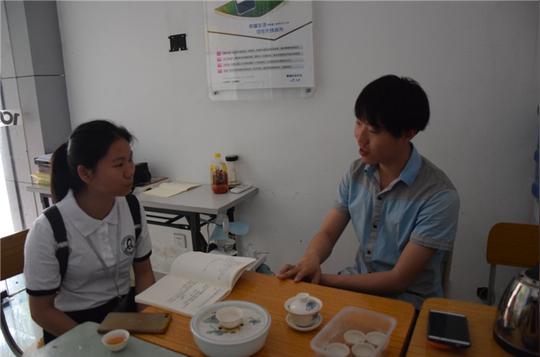 级物流二班的杨金辉以及潮汕学院15级其他三名学生自发组织的创业团队