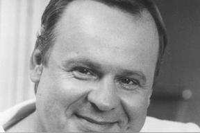 乔治&middot;杜兹达扎