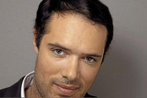 尼古拉斯&middot;贝多斯