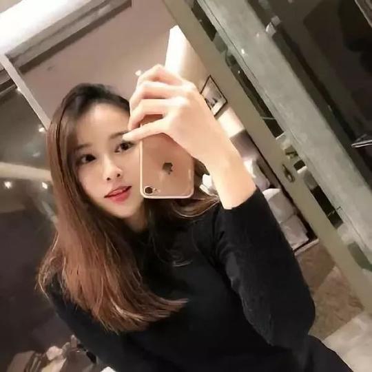 这样玩抖音的女孩,本来就不是什么正经人.