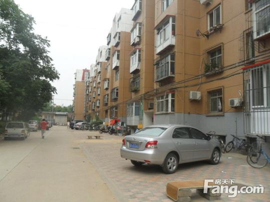 翟营大街槐北路东苑小区27中精装偏门两室低单价