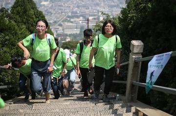 周一上班的熊样搞笑gif表情图片