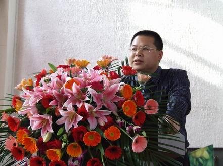 [转载]楚雄医专举行大学生就业创业讲座-李震东教授