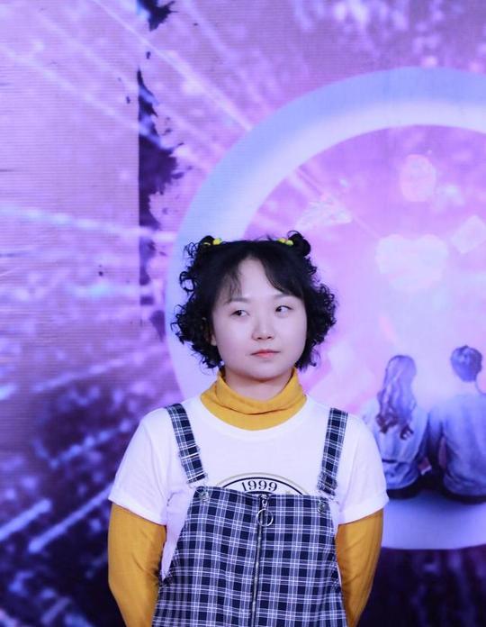 有一种惊艳叫辣目洋子的复古造型，选对了穿搭，胖子也能变女神