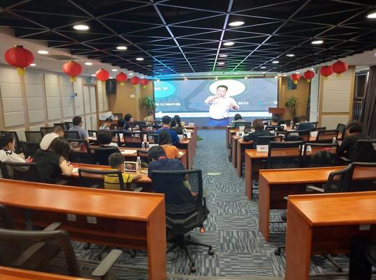 近些年,不同类型的分享经济创业企业在全球如雨后春笋的冒出,形成了